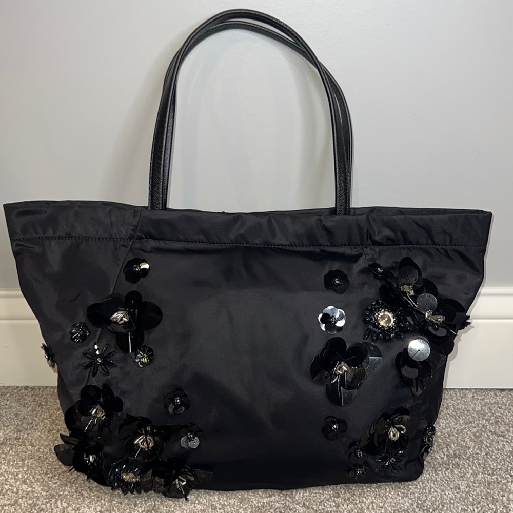 Tory Burch Flower Cluster Tote in Black